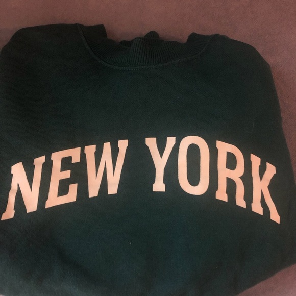 Brandy Melville green sweatshirt - Picture 2 of 2